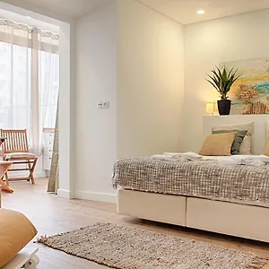 On Suites Apartment